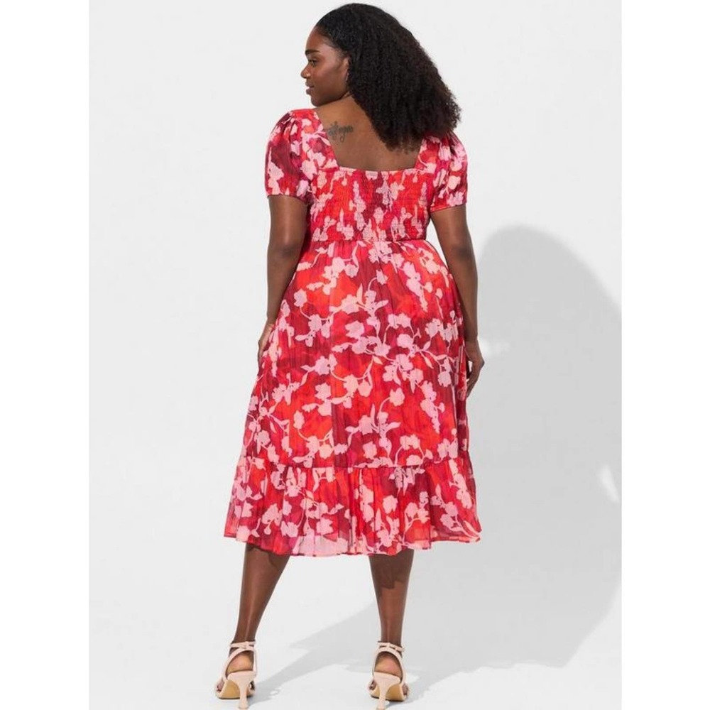 Torrid Women's Red Rose Floral Sweetheart Neck Lace Up Smocked Midi Dress NWT - Picture 2 of 5